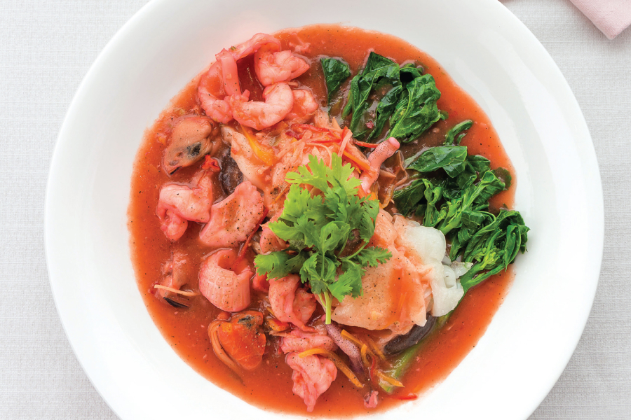 Emperor's Seafood Rad Na with Yentafo Sauce